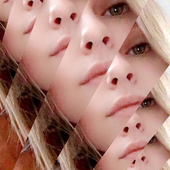 hollyharrison